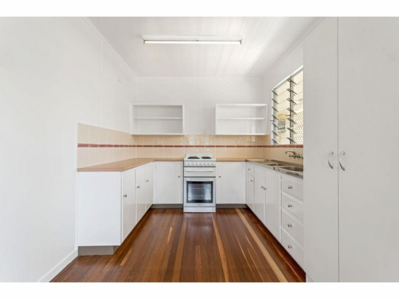 46 Rundle Street, Wandal QLD 4700